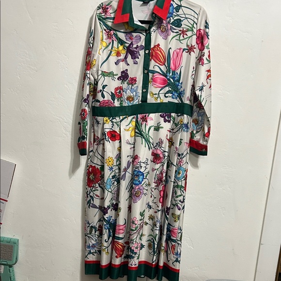 Vibrant Inspired Floral Long Sleeve Dress - Picture 3 of 6